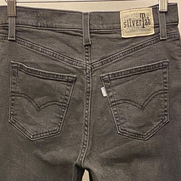 Levi’s 28 (US 6/7) Mom Jeans Silver Tab Gray High Rise Women’s Stretch Tapered - Picture 5 of 12